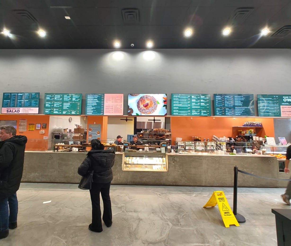 bagel market ny using dotsignage menu boards